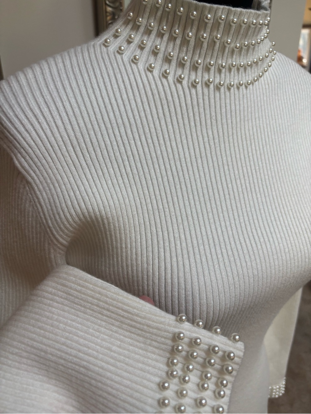 Fit & Flare White Ribbed Knit Sweater Dress With Pearl Embellishments Size 16